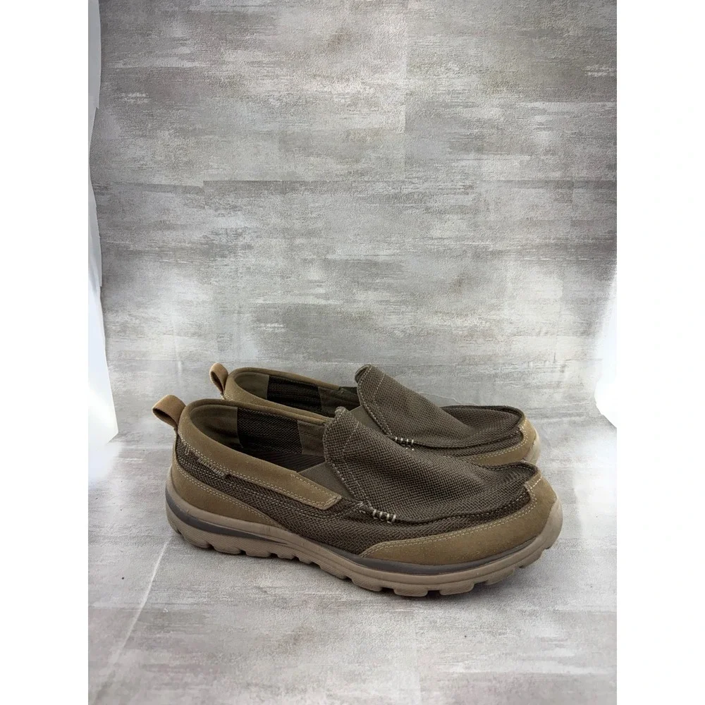 Skechers relaxed fit